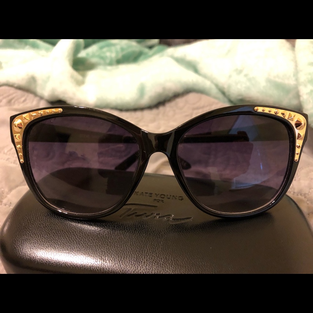 Steve Madden Sunglasses